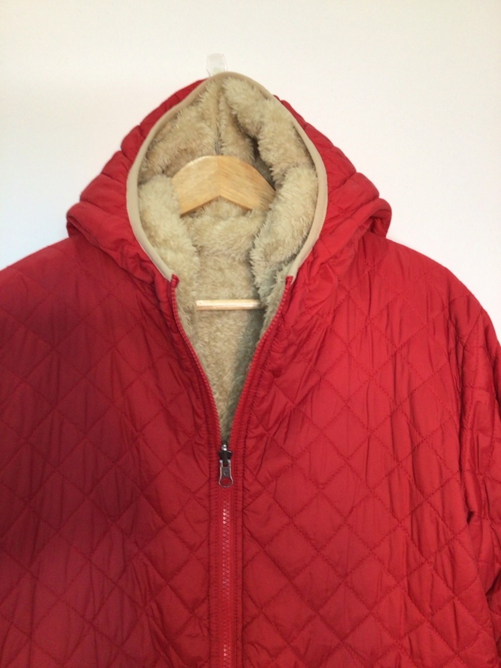 Zyia Active Women’s Large Quilted Sherpa Reversible Hooded Puffer Red Jacket - Picture 9 of 15